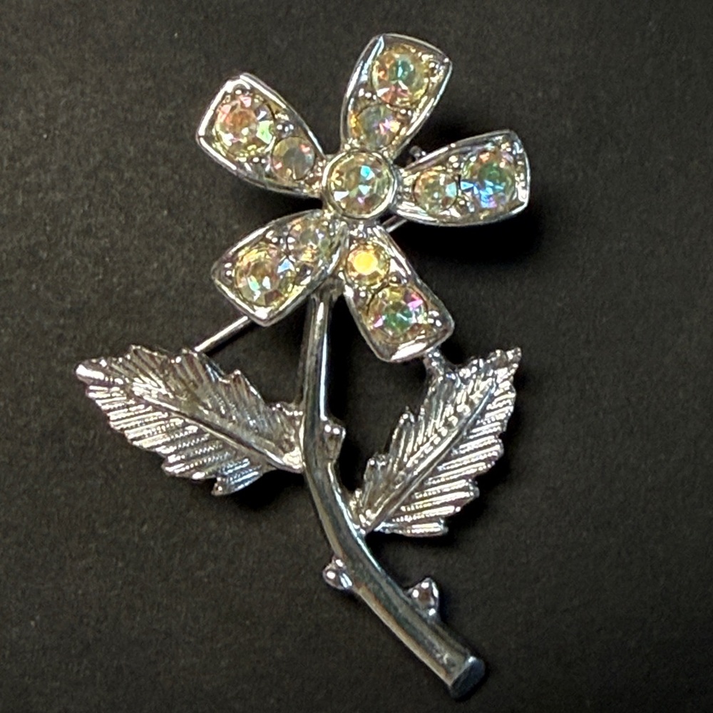 Vintage Signed Sarah Coventry Silver Tone Multi-Colored Rhinestone Flower Brooch